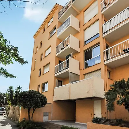 Beautiful In With Kitchen Apartment *